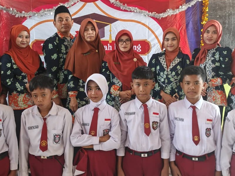 Tasyakkuran Kelulusan Siswa Kelas VI SD Negeri 3 Lamongan Tahun Ajaran 2025/2026 Berlangsung Khidmat dan Penuh Rasa Syukur